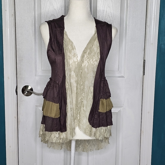Buckle Brand Vest Brown Pink Lace Ruffles Medium - Picture 11 of 14
